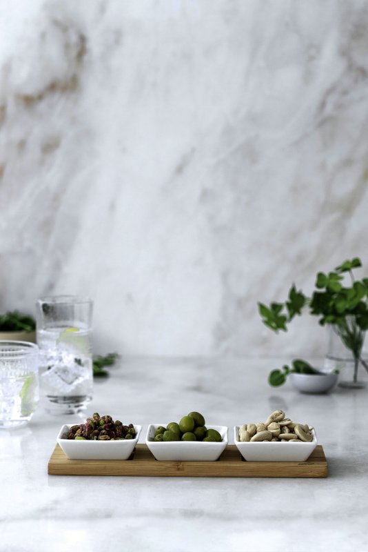 Serviertablett mit 3 Porzellanschälchen, quadratisch (1)